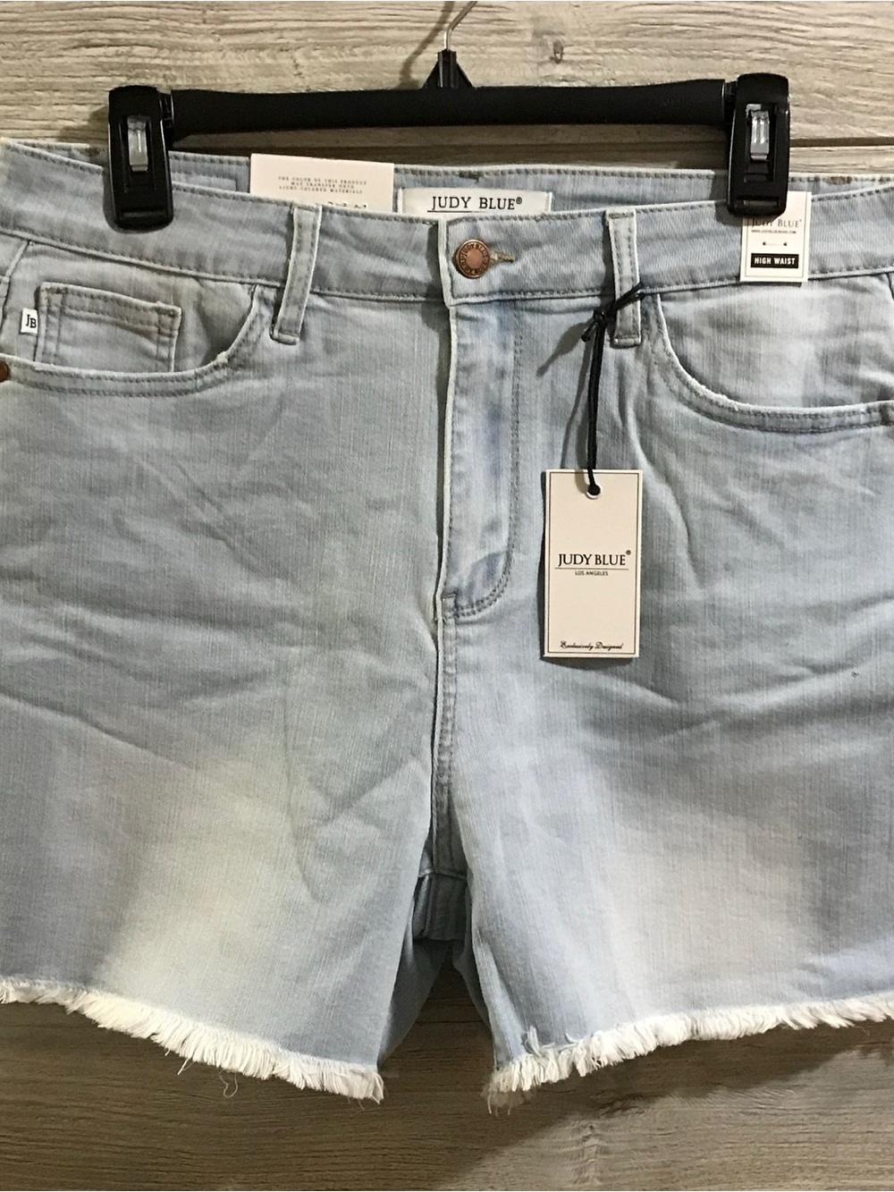 BNWT Judy Blue Light Wash Frayed Denim Shorts